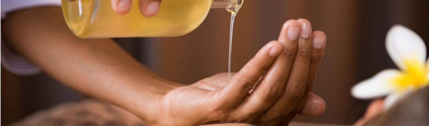 Massage&#x20;Nuru&#x20;-&#x20;Tout&#x20;ce&#x20;qu&#x27;il&#x20;faut&#x20;savoir&#x20;sur&#x20;cette&#x20;technique&#x20;sensuelle